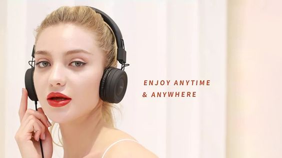 Tai nghe có dây choàng đầu có mic Remax 805 đen đưa bạn vào không gian âm nhạc ấn tượng